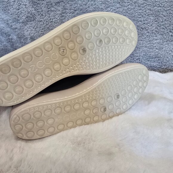 Ecco Soft 7 Nubuck Zip Bootie Women's Sizes NEW Gray Leather Textured Upper - Picture 5 of 11